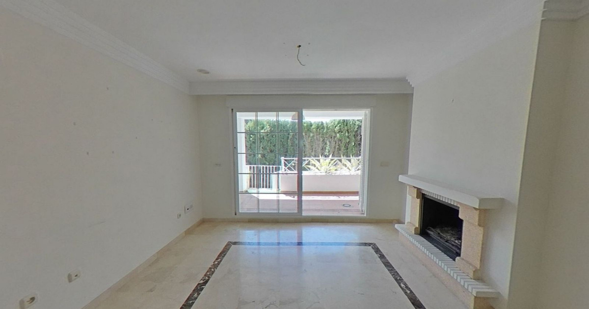 Appartement te koop in Río Real R4679758