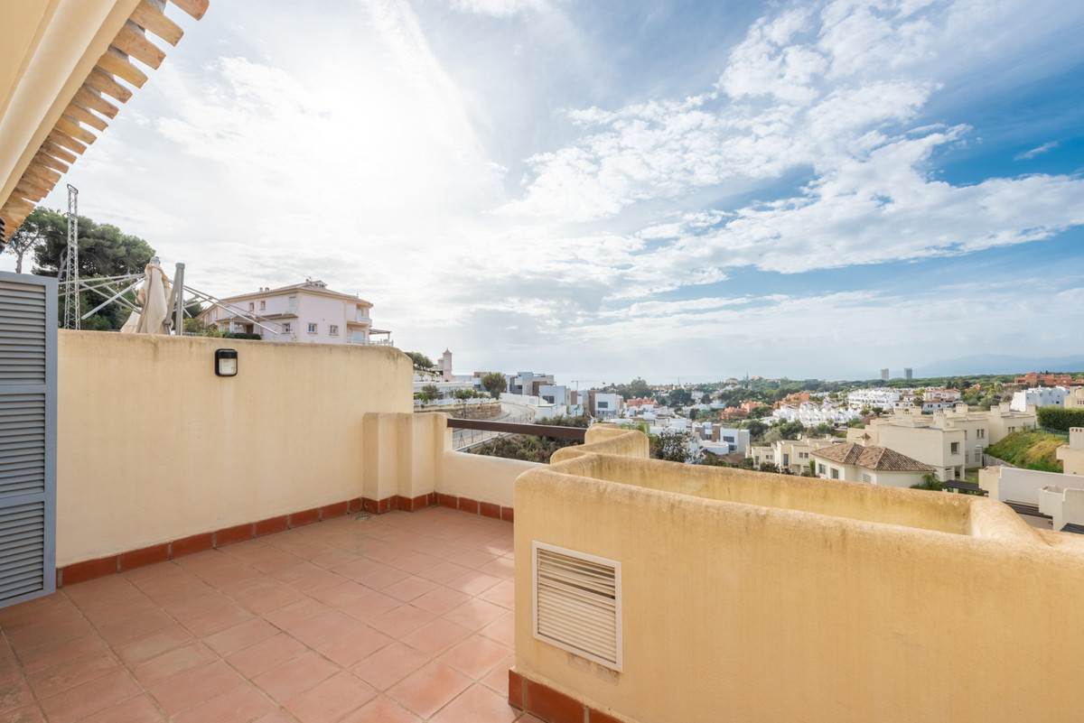 This is for sure the best located house within the urbanisation! This is a 3 bedroom and 2 bathroom , Spain