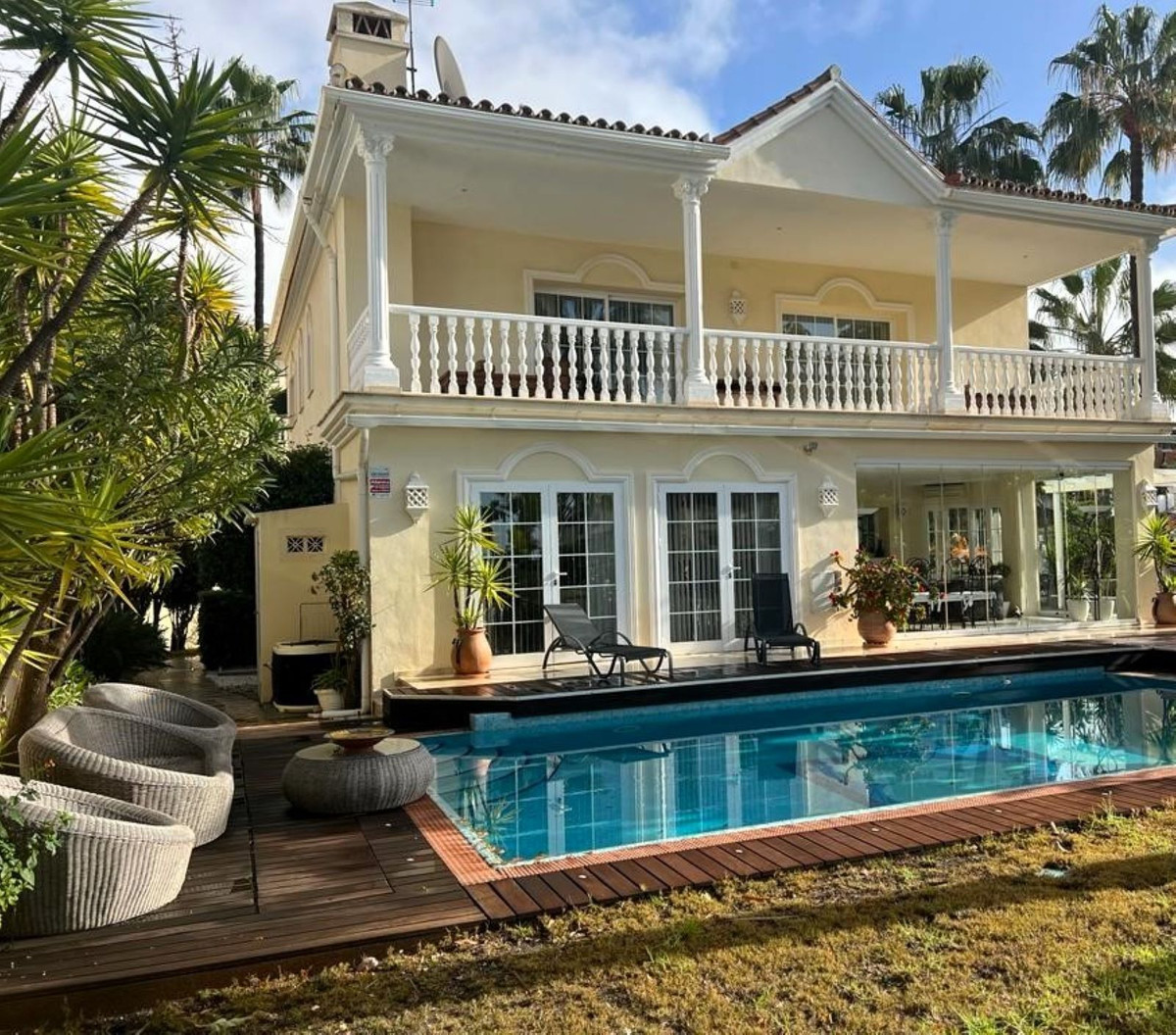 Villa - Chalet en venta en Riviera del Sol R4449769