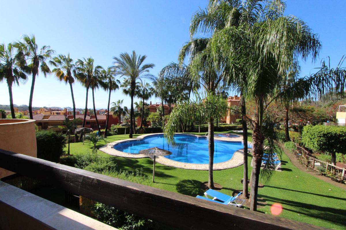 2 Bedroom Penthouse For Sale Reserva de Marbella, Costa del Sol - HP4686277