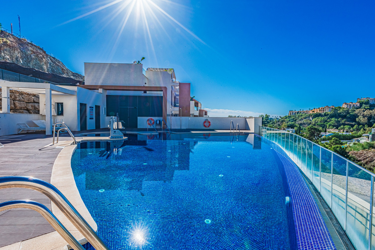 Penthouse for sale in La Quinta, Costa del Sol