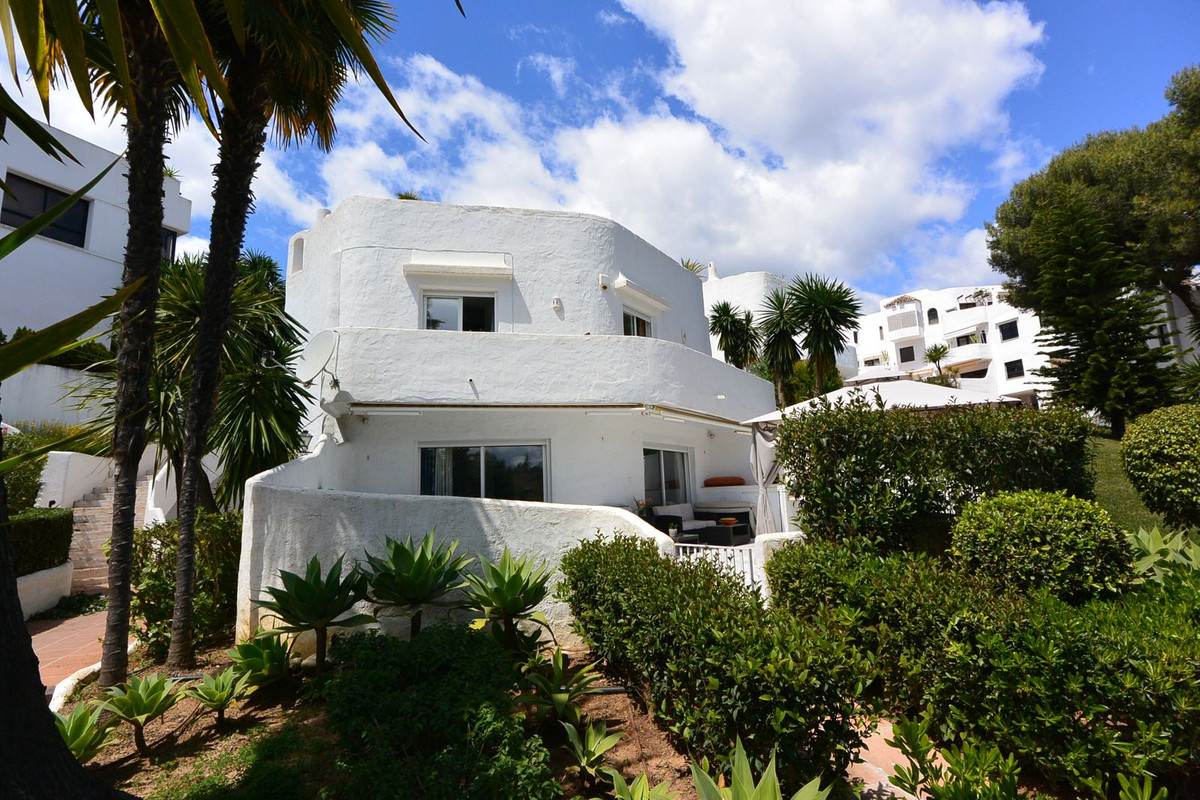 Apartamento Planta Baja en venta en The Golden Mile, Costa del Sol
