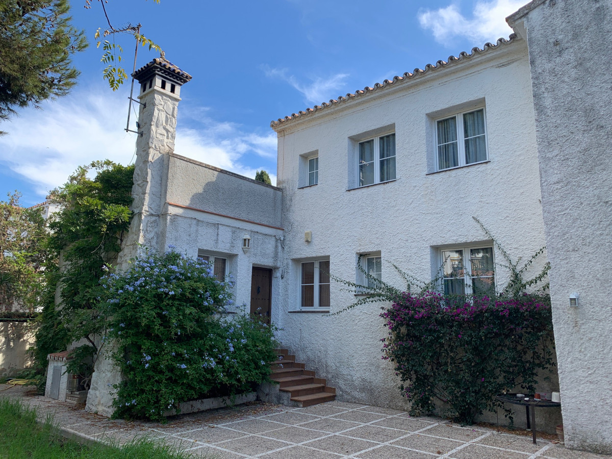 						Villa  Detached
													for sale 
																			 in La Cala de Mijas
					