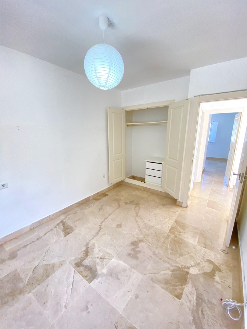 3 bedroom Apartment For Sale in La Cala de Mijas, Málaga - thumb 9