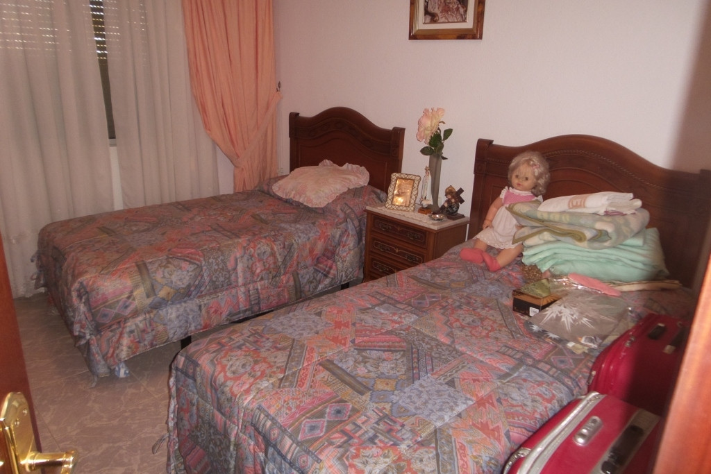 Comercial con 15 Dormitorios en Venta Málaga