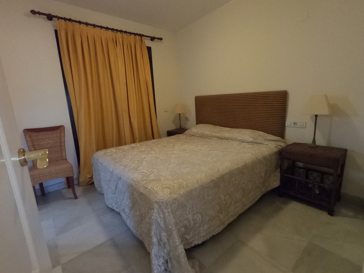 5 bedroom Apartment For Sale in Hacienda del Sol, Málaga - thumb 12