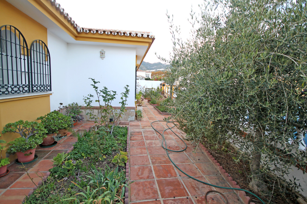 House in Arroyo de la Miel R3551221 35