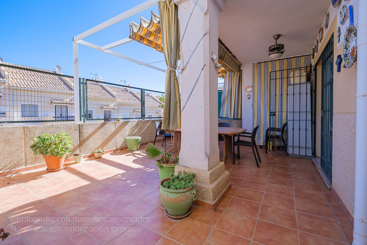 6 Bedroom Townhouse for sale Marbella