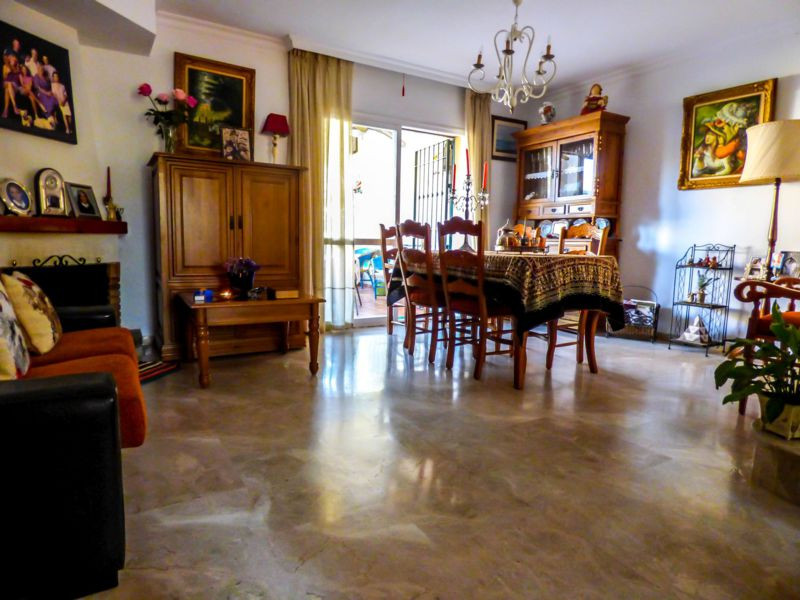 6 Bedroom Townhouse for sale Marbella