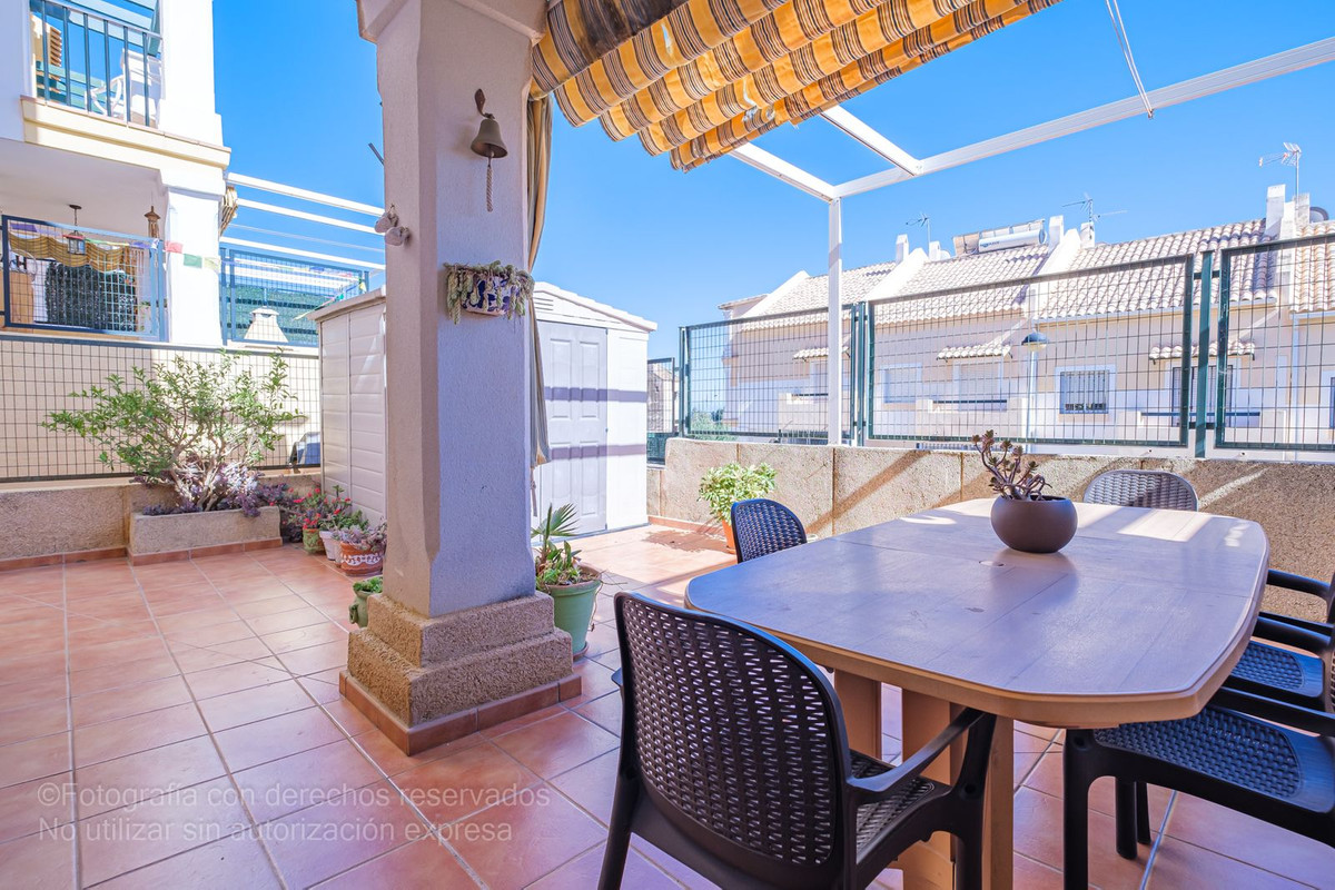 6 bedroom Townhouse For Sale in Marbella, Málaga - thumb 4