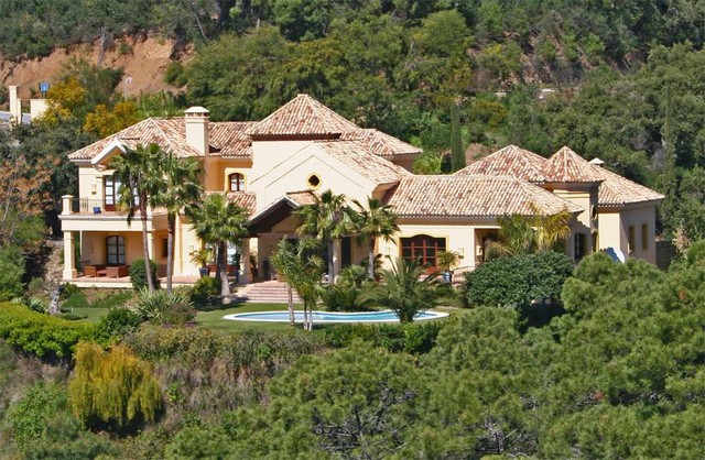 6 bedroom Villa For Sale in La Zagaleta, Málaga - thumb 9