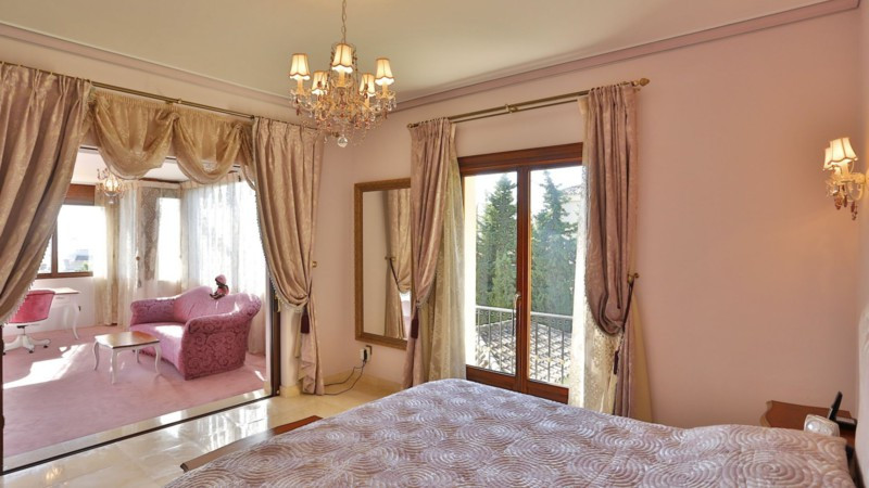 5 Bedroom Villa For Sale - Sierra Blanca