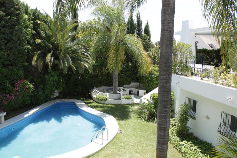 5 bedroom Villa For Sale in Río Real, Málaga - thumb 22