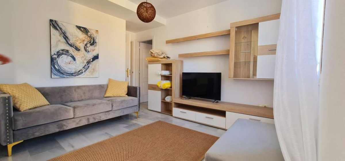 3 Bedroom Middle Floor Apartment For Sale Fuengirola, Costa del Sol - HP4329880