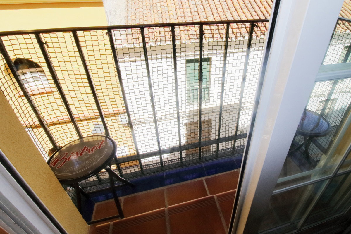 1 Bedroom Middle Floor Apartment For Sale Fuengirola, Costa del Sol - HP4391377