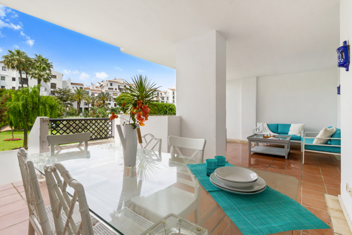 2 bedroom Apartment For Sale in Costa del Sol, Málaga - thumb 6