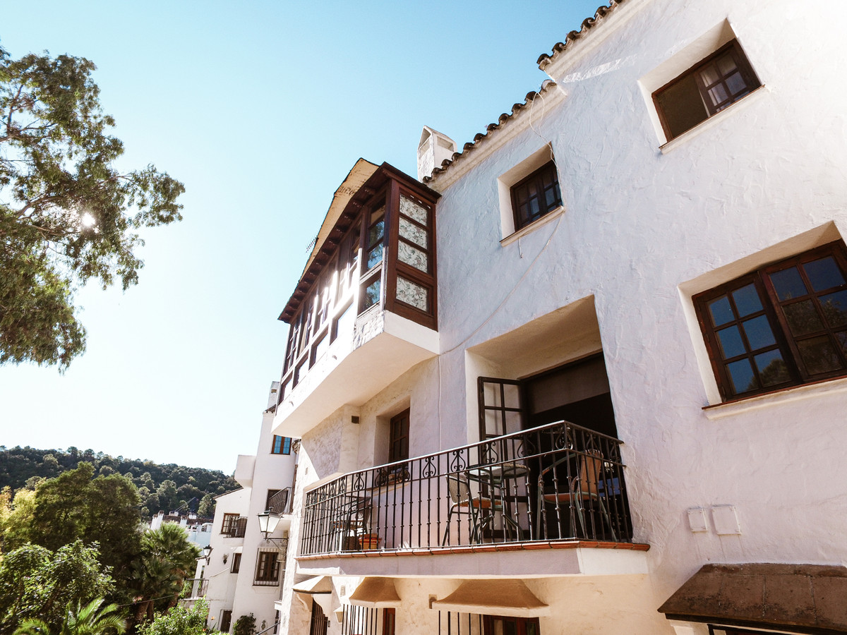 A townhouse with great potential in one of the best locations in Marbella, in front of the Manolo Sa, Spain