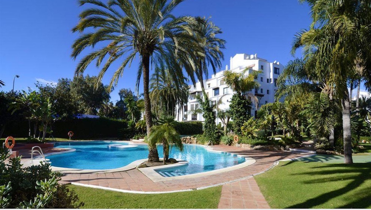 The property is located in a great complex close to all amenities, entertainment and the beach. It i, Spain