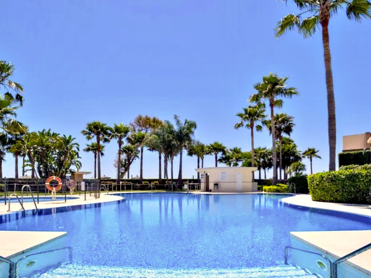 Duplex Apartment with private pool on the terrace, in Bahia de La Plata, beachfront complex, within , Spain