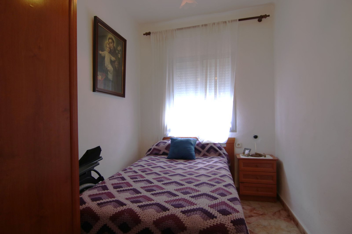 Apartment Middle Floor in Coín, Costa del Sol
