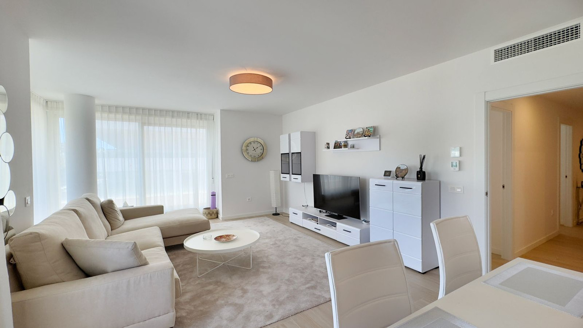 Апартамент средний этаж для продажи в Nueva Andalucía R4679020