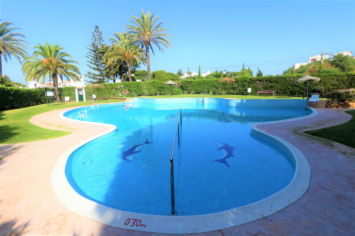 Villa Semi Individuelle à Casares Playa, Costa del Sol
