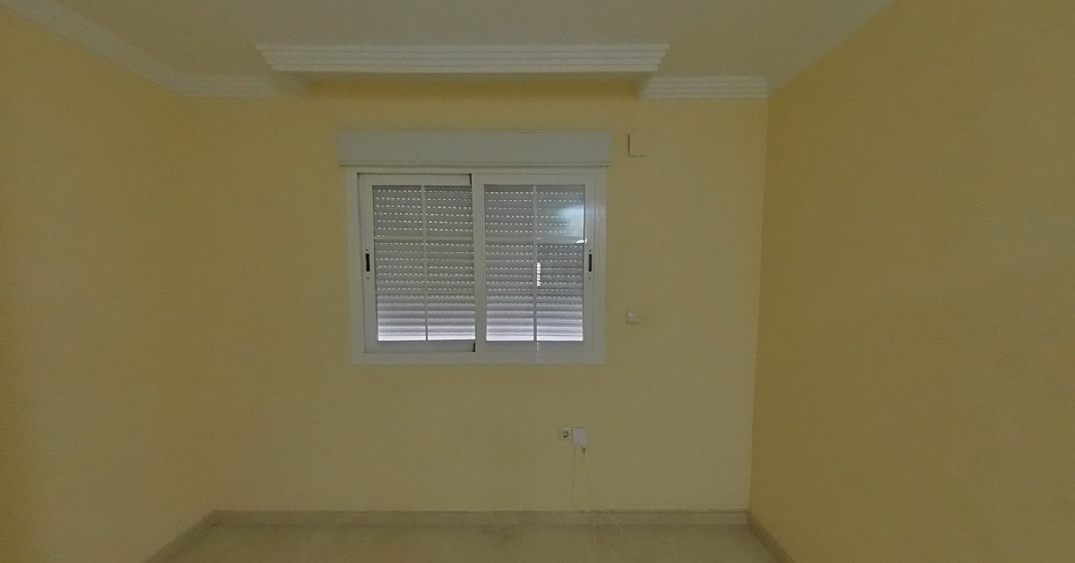 Appartement te koop in Río Real R4695202