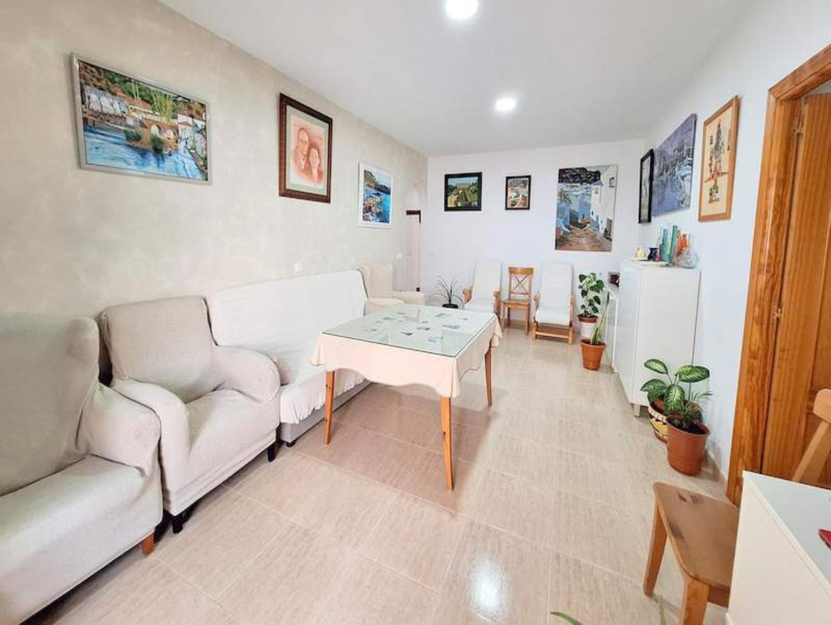 Appartement te koop in San Luis de Sabinillas R4688677