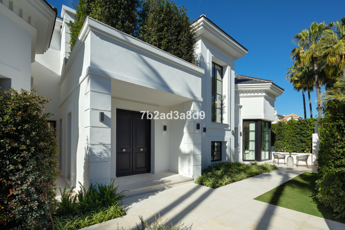 Villa te koop in The Golden Mile R4711951