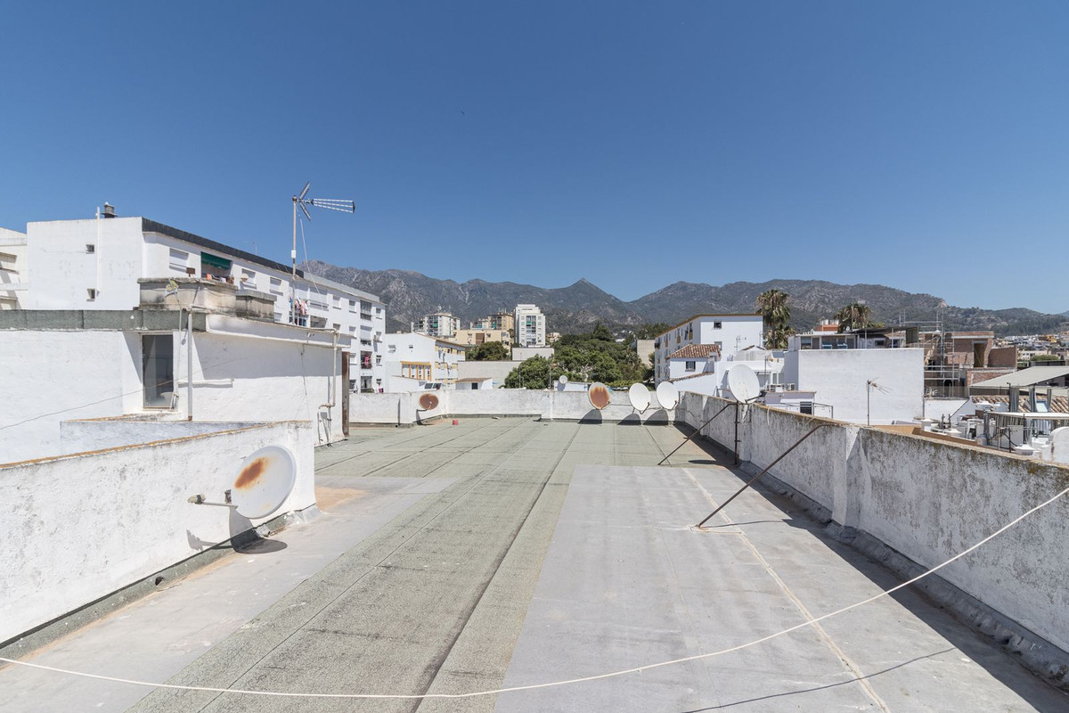 Ground Floor Apartment for sale in Marbella R4503712