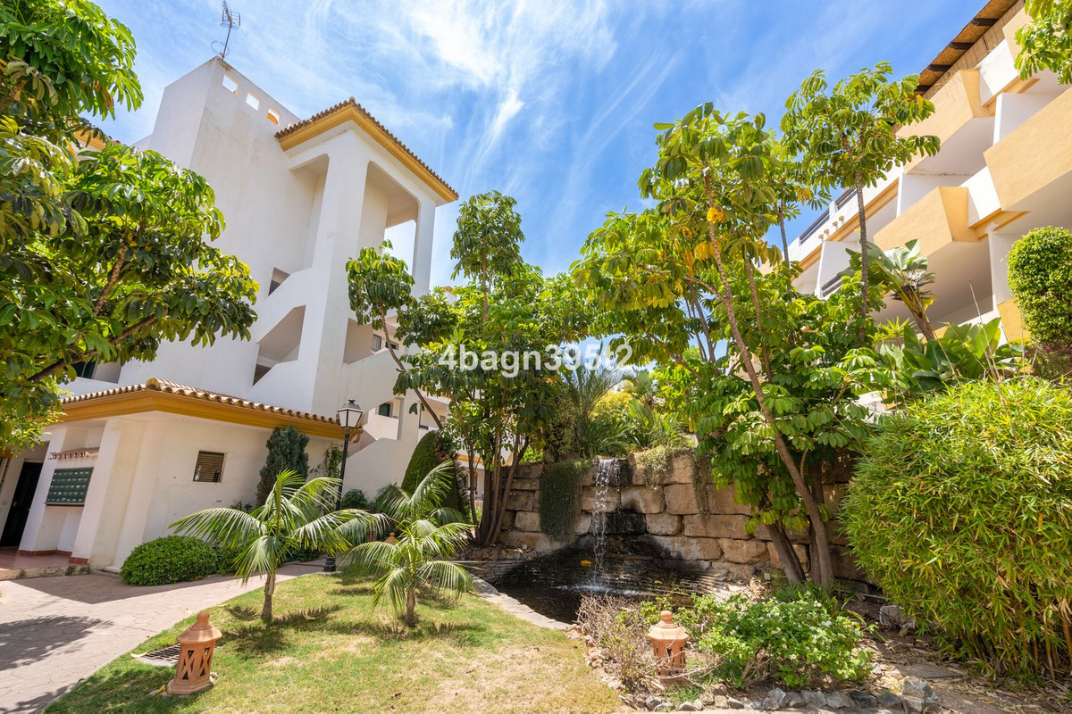 Апартамент средний этаж для продажи в La Cala de Mijas, Costa del Sol