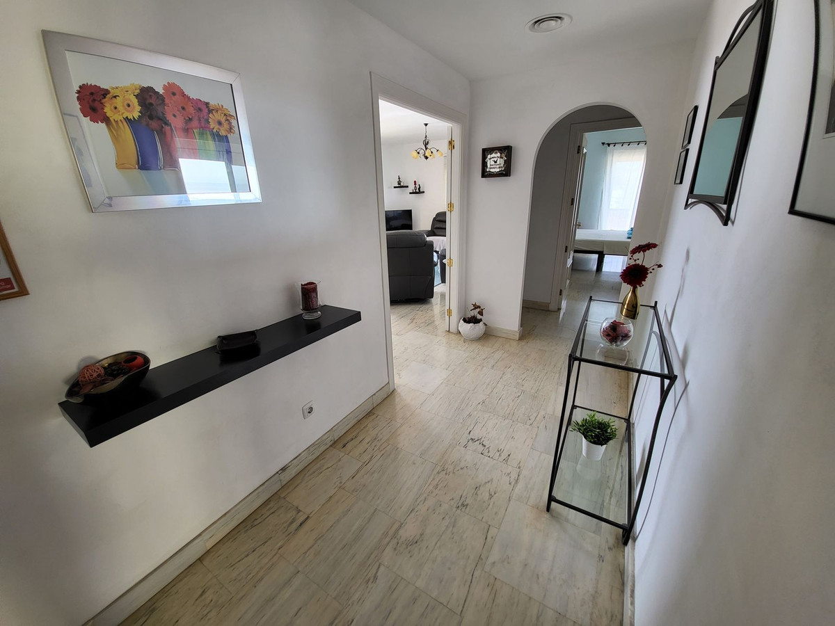 3 bedroom Apartment For Sale in La Cala de Mijas, Málaga - thumb 7
