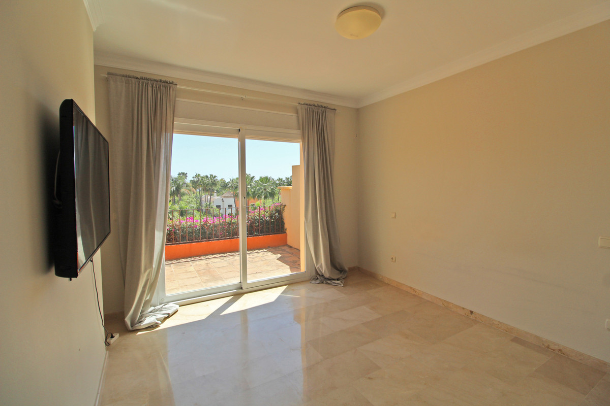4 Bedroom Terraced Townhouse For Sale Marbella