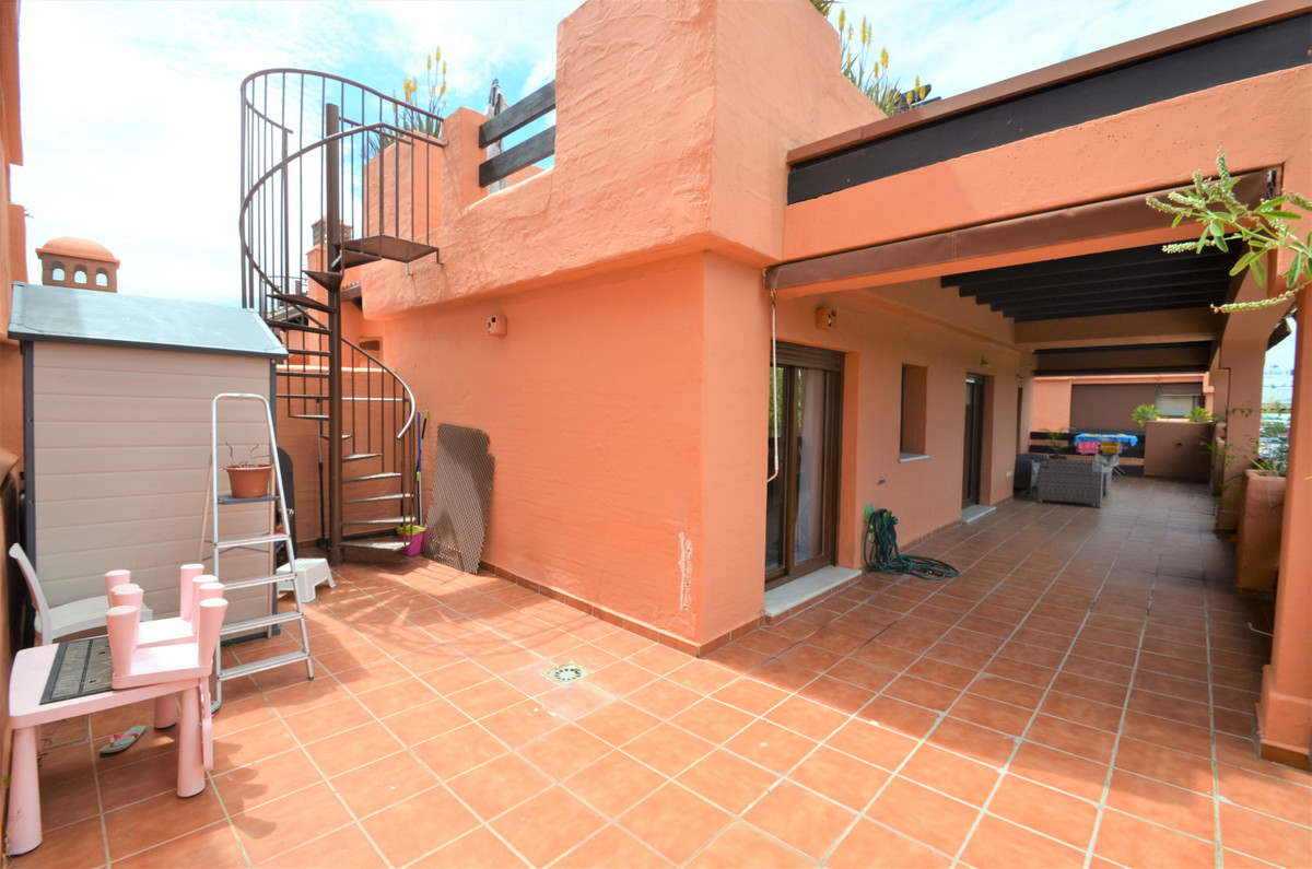 Apartment Penthouse in Estepona, Costa del Sol
