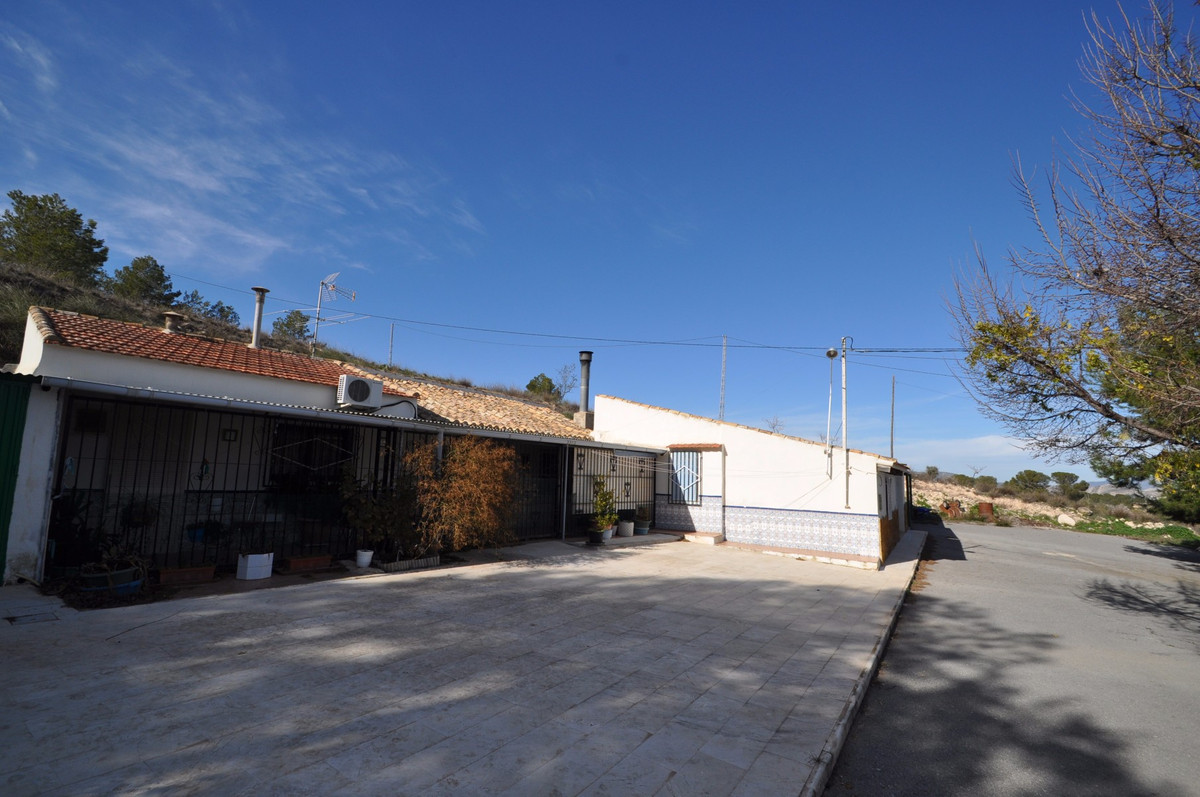 Village house in La Zarza, nicely located on a hill, with very nice views and and easy access. The p, Spain