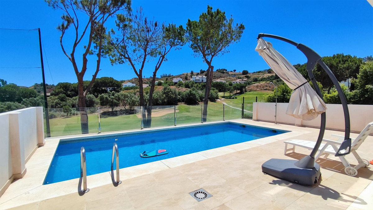 4 bedroom Villa For Sale in La Cala Golf, Málaga - thumb 7