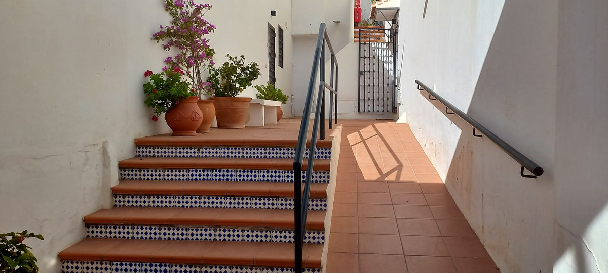 Apartamento Planta Baja en El Faro, Costa del Sol
