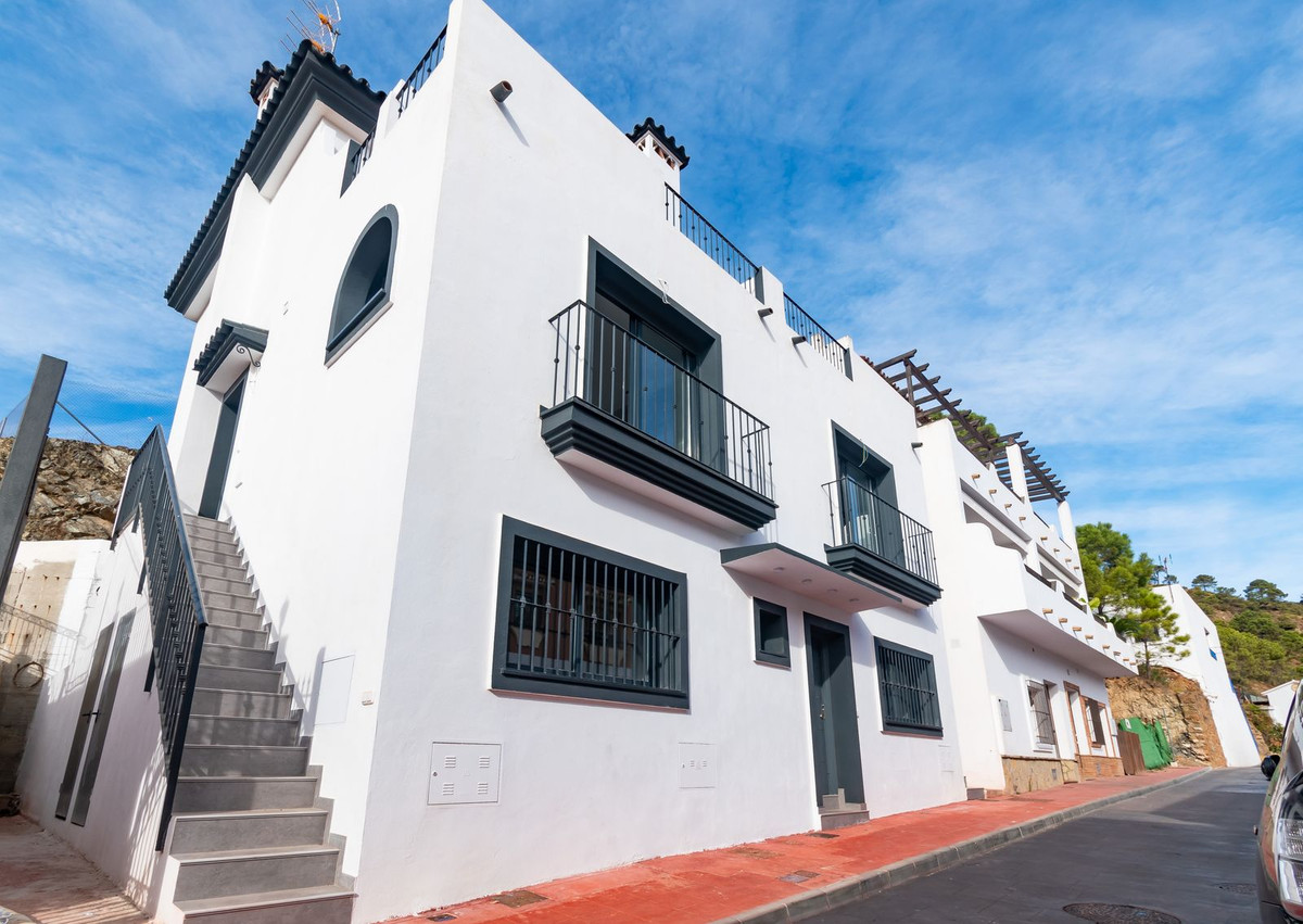 Апартамент нижний этаж для продажи в Benahavís, Costa del Sol