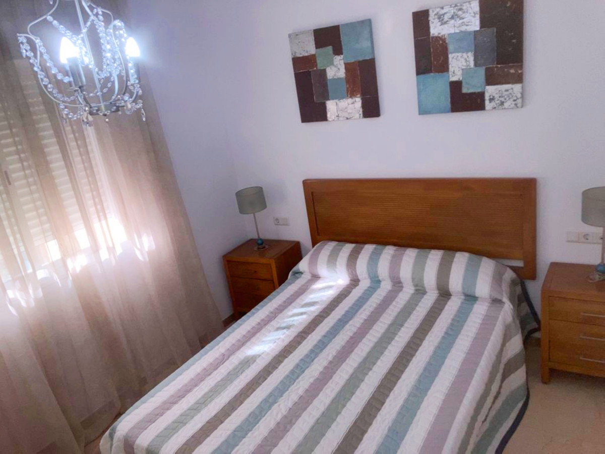 3 bedroom Apartment For Sale in Estepona, Málaga - thumb 14