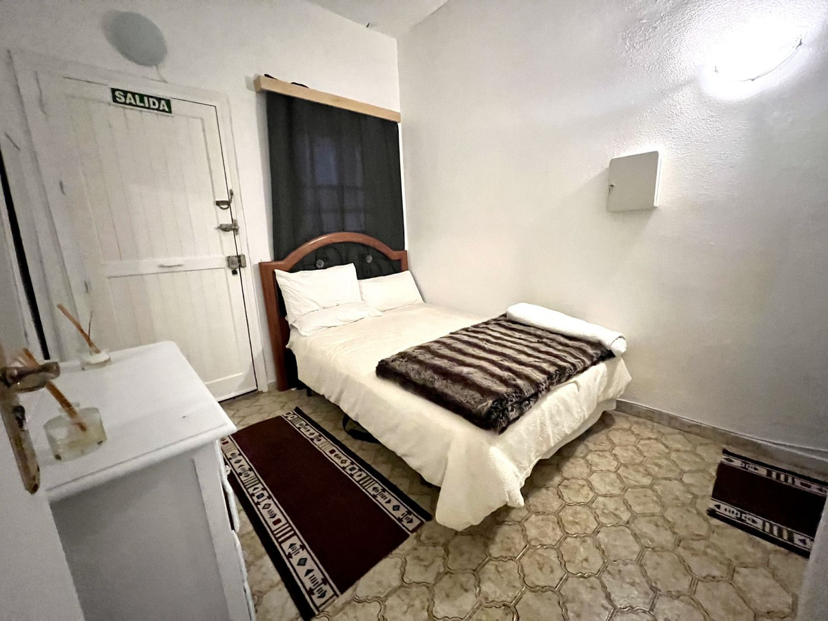 Apartamento con 2 Dormitorios en Venta Puerto de Cabopino
