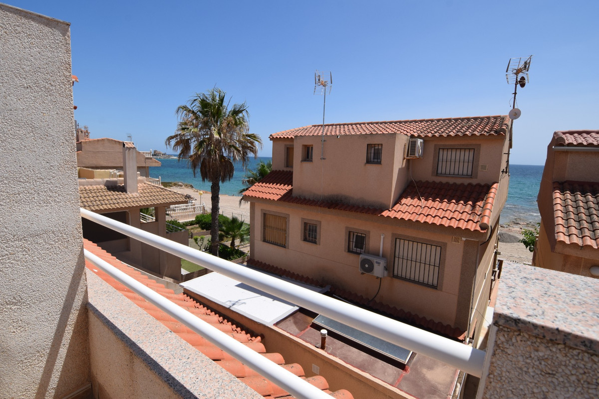 Amazingly situated this townhouse is only 20 meters from the sandy beaches of La Torre de la Horadad, Spain