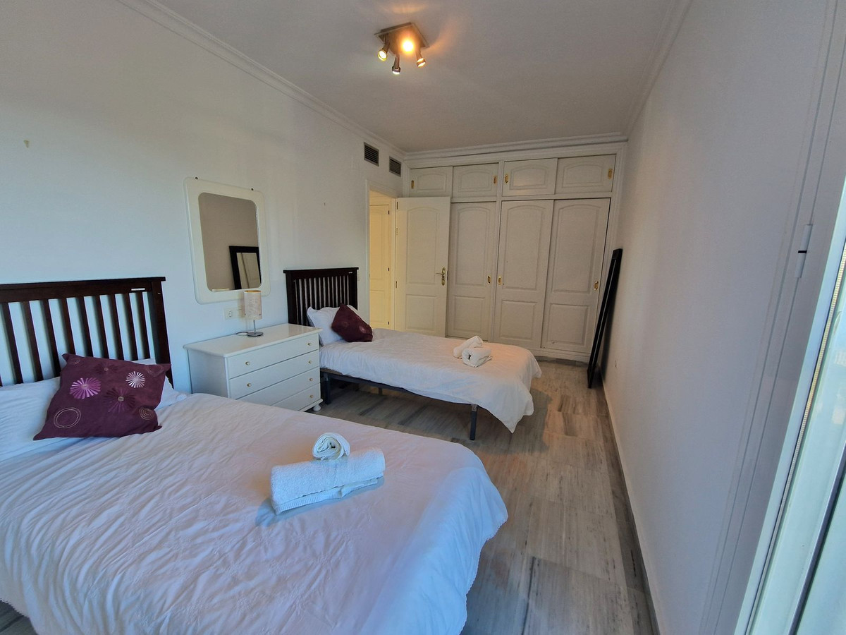 Apartamento con 3 Dormitorios en Venta Alhaurin Golf