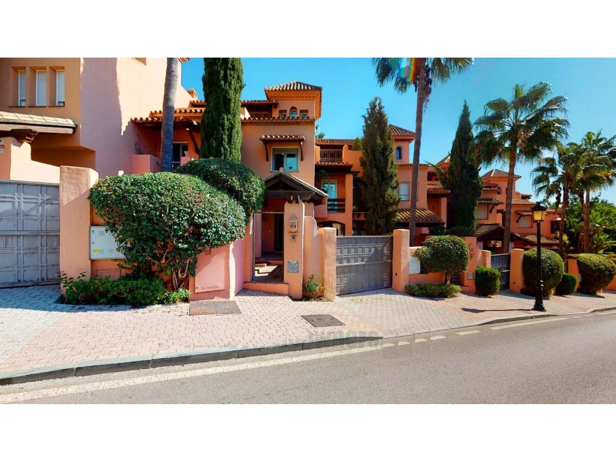 Villa for sale in Marbella, Costa del Sol