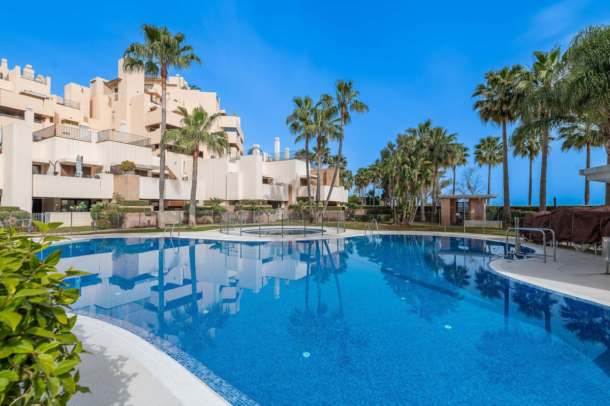 						Apartment  Penthouse
													for sale 
																			 in Estepona
					