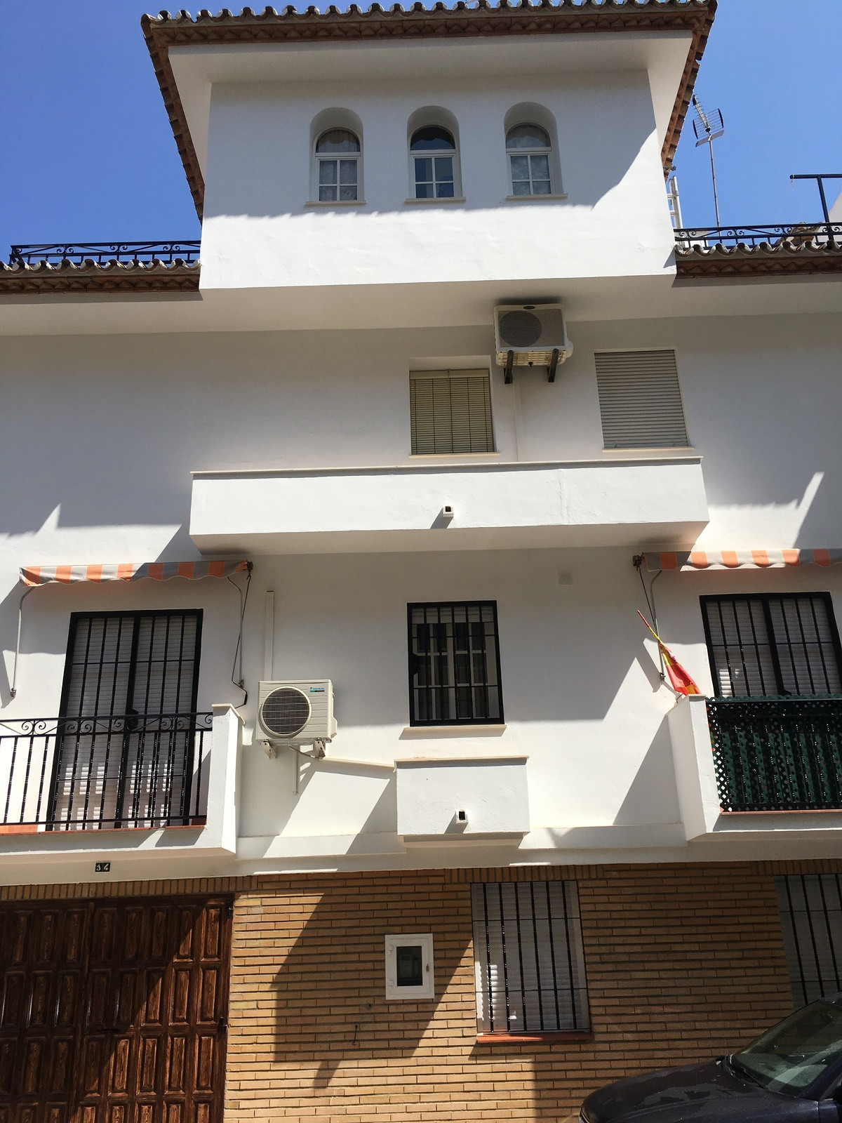 4 bedroom Townhouse For Sale in Estepona, Málaga - thumb 2