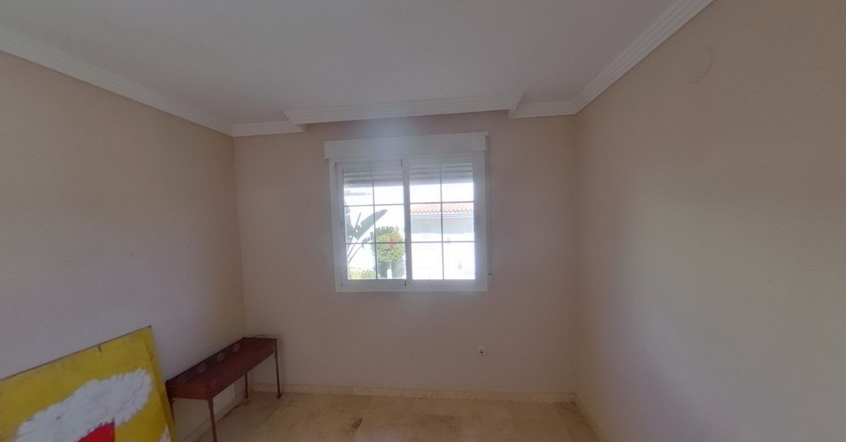 Appartement te koop in Río Real R4681282