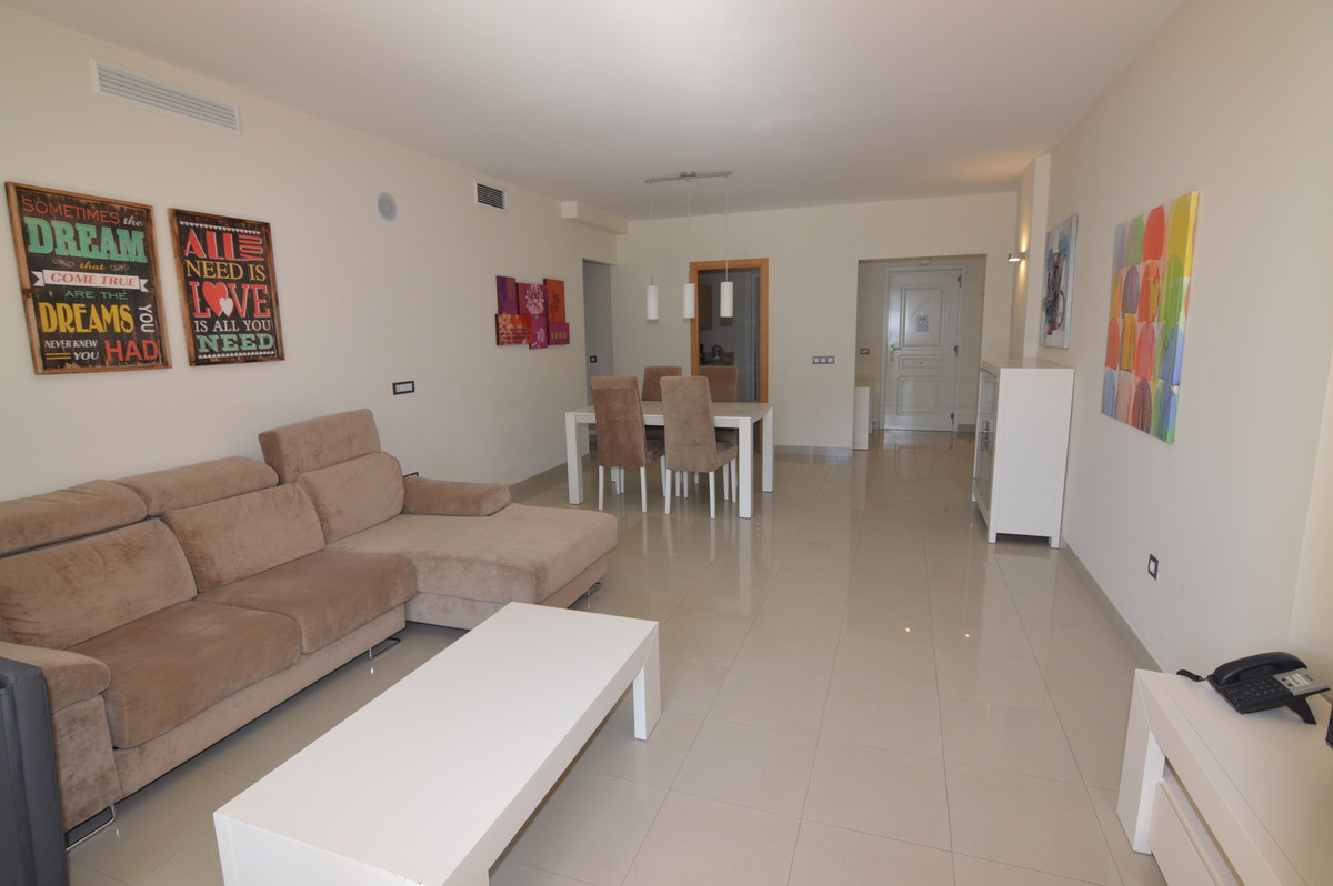 Apartment Ground Floor in New Golden Mile, Costa del Sol
