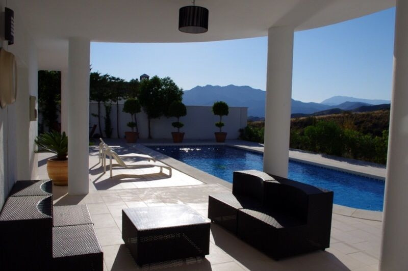 5 bedroom Villa For Sale in Mijas, Málaga - thumb 4