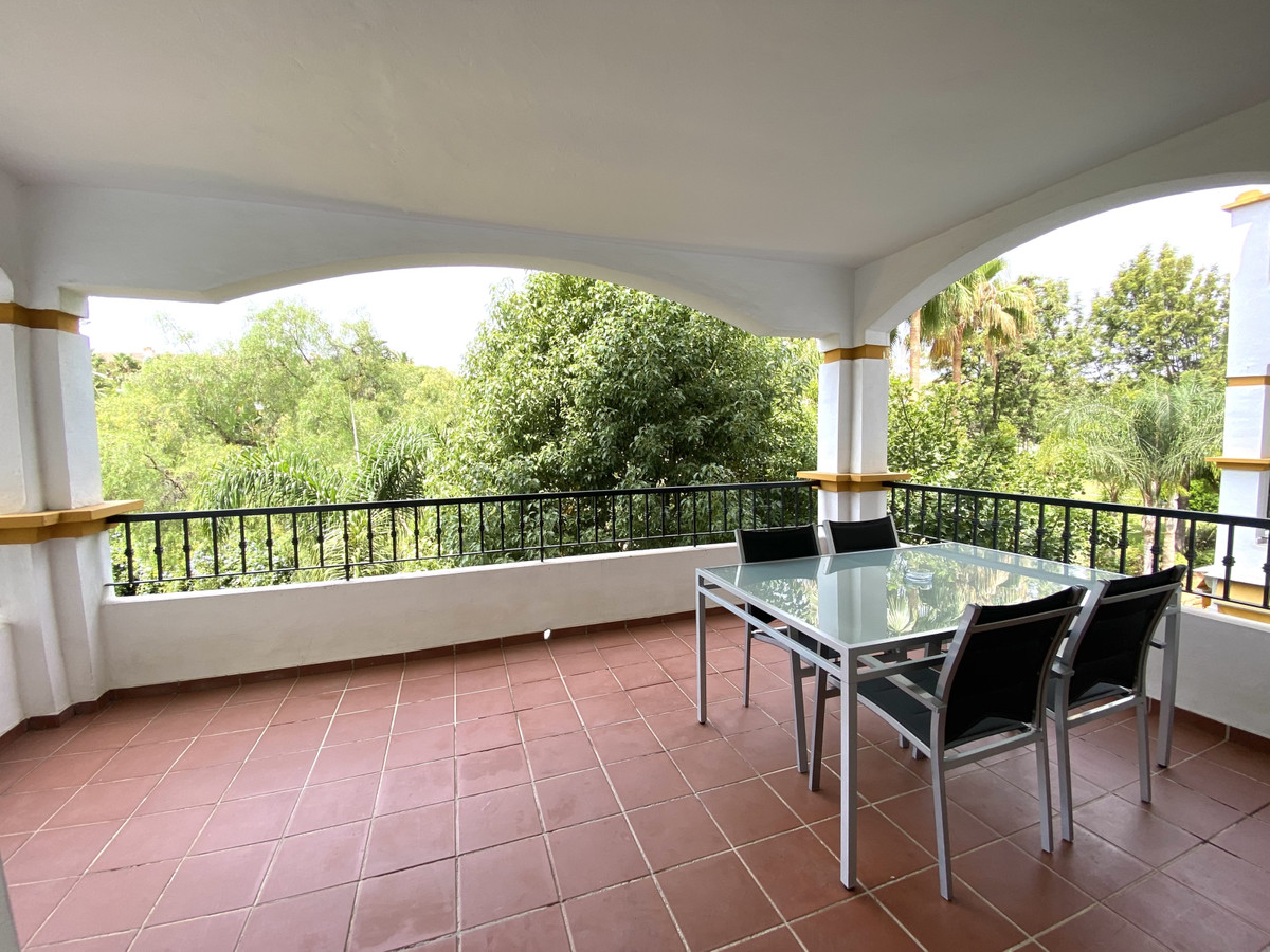						Apartment  Middle Floor
																					for rent
																			 in Puerto Banús
					