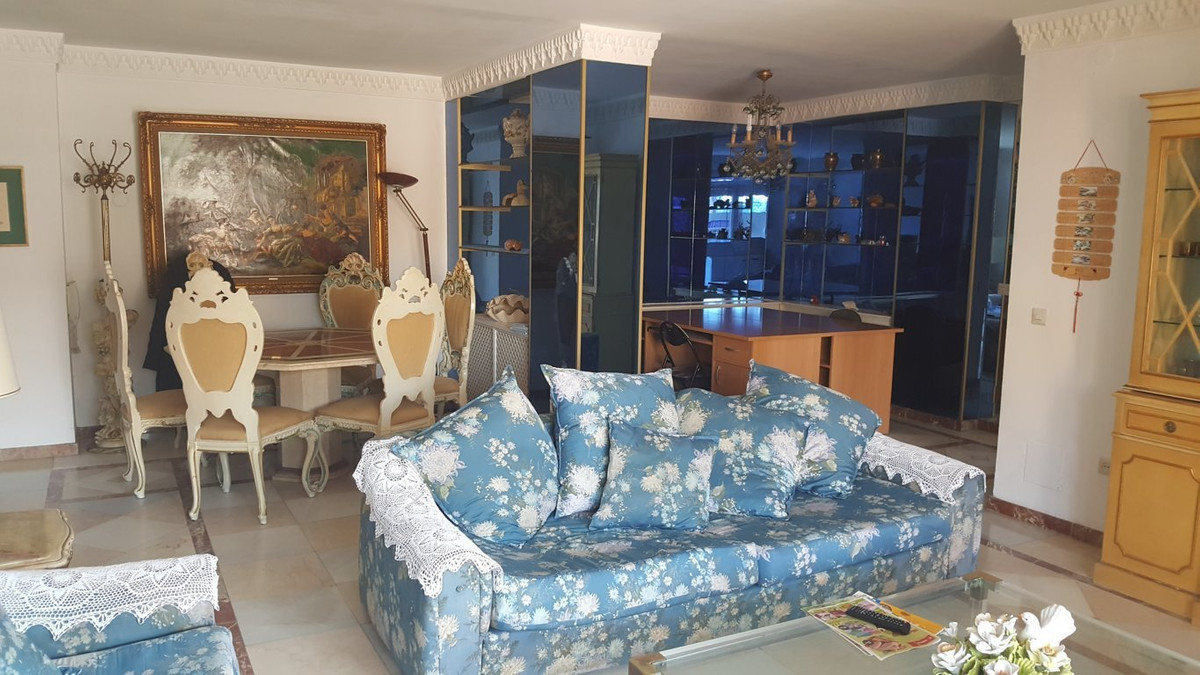 3 bedroom Apartment For Sale in Marbella, Málaga - thumb 28